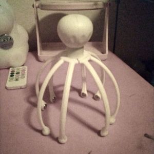 White head massager